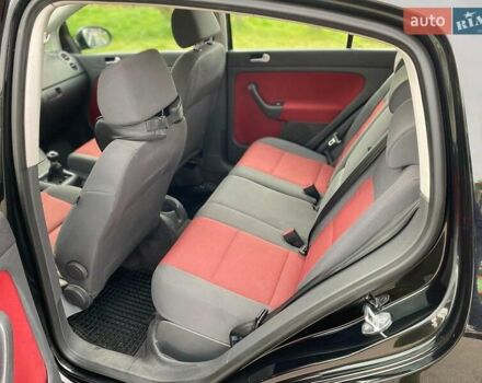 Черный Фольксваген Гольф Плюс, объемом двигателя 1.4 л и пробегом 189 тыс. км за 5000 $, фото 13 на Automoto.ua