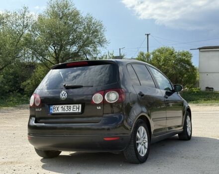 Черный Фольксваген Гольф Плюс, объемом двигателя 1.6 л и пробегом 280 тыс. км за 5299 $, фото 8 на Automoto.ua
