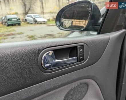 Черный Фольксваген Гольф Плюс, объемом двигателя 1.4 л и пробегом 218 тыс. км за 4850 $, фото 22 на Automoto.ua