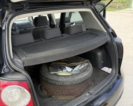 Черный Фольксваген Гольф Плюс, объемом двигателя 1.6 л и пробегом 280 тыс. км за 5299 $, фото 14 на Automoto.ua