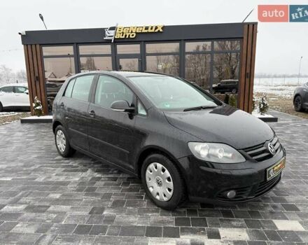 Черный Фольксваген Гольф Плюс, объемом двигателя 0 л и пробегом 243 тыс. км за 5399 $, фото 1 на Automoto.ua