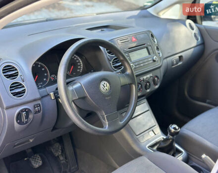 Фольксваген Гольф Плюс 2005 в Тернополе на Automoto.ua Черный Фольксваген Гольф Плюс, объемом двигателя 1.4 л и пробегом 251 тыс. км за 4999 $, фото 30 на Automoto.ua