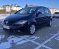 Черный Фольксваген Гольф Плюс, объемом двигателя 1.6 л и пробегом 242 тыс. км за 5100 $, фото 1 на Automoto.ua