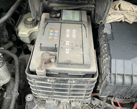 Черный Фольксваген Гольф Плюс, объемом двигателя 1.6 л и пробегом 301 тыс. км за 5999 $, фото 31 на Automoto.ua