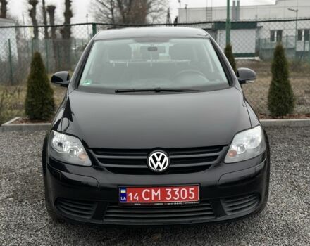Черный Фольксваген Гольф Плюс, объемом двигателя 1.4 л и пробегом 235 тыс. км за 5400 $, фото 1 на Automoto.ua