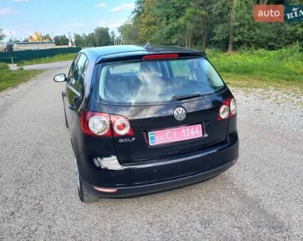 Черный Фольксваген Гольф Плюс, объемом двигателя 1.4 л и пробегом 197 тыс. км за 5550 $, фото 6 на Automoto.ua