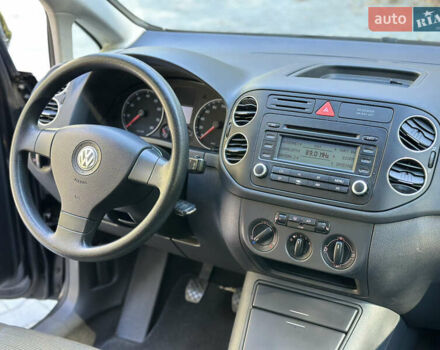 Фольксваген Гольф Плюс 2005 в Тернополе на Automoto.ua Черный Фольксваген Гольф Плюс, объемом двигателя 1.4 л и пробегом 251 тыс. км за 4999 $, фото 37 на Automoto.ua