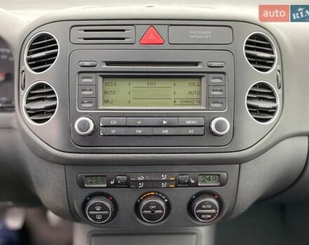 Черный Фольксваген Гольф Плюс, объемом двигателя 1.4 л и пробегом 189 тыс. км за 5000 $, фото 11 на Automoto.ua