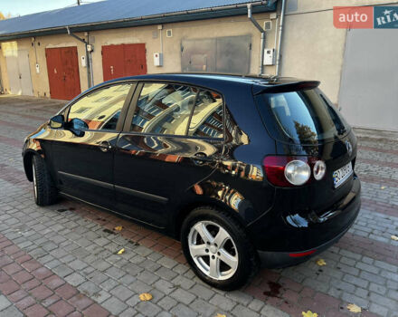 Черный Фольксваген Гольф Плюс, объемом двигателя 1.6 л и пробегом 230 тыс. км за 4950 $, фото 8 на Automoto.ua