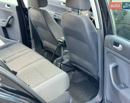 Черный Фольксваген Гольф Плюс, объемом двигателя 1.4 л и пробегом 250 тыс. км за 4999 $, фото 27 на Automoto.ua