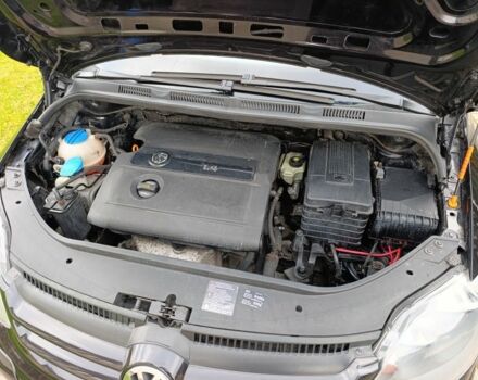 Черный Фольксваген Гольф Плюс, объемом двигателя 1.4 л и пробегом 243 тыс. км за 5250 $, фото 7 на Automoto.ua