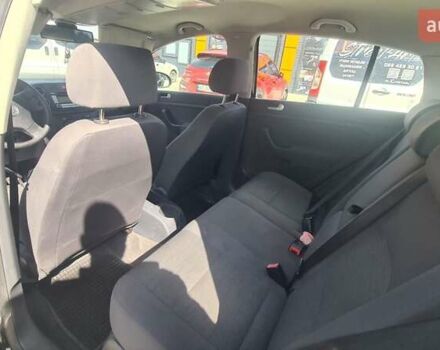 Черный Фольксваген Гольф Плюс, объемом двигателя 1.4 л и пробегом 197 тыс. км за 5550 $, фото 12 на Automoto.ua