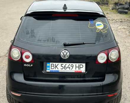 Черный Фольксваген Гольф Плюс, объемом двигателя 1.6 л и пробегом 301 тыс. км за 5999 $, фото 10 на Automoto.ua