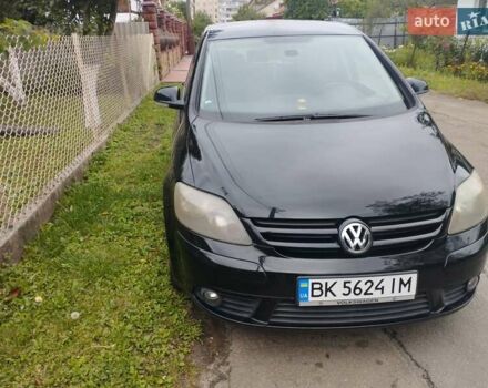 Черный Фольксваген Гольф Плюс, объемом двигателя 1.6 л и пробегом 240 тыс. км за 4950 $, фото 2 на Automoto.ua