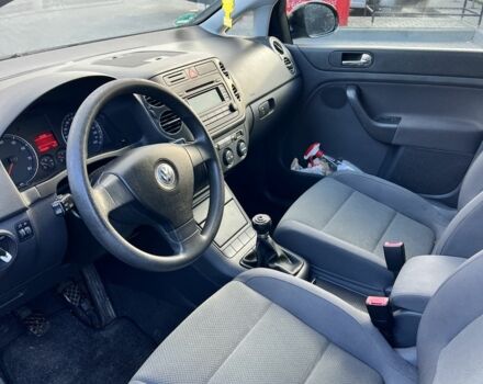 Чорний Фольксваген Golf Plus, об'ємом двигуна 1.6 л та пробігом 182 тис. км за 5300 $, фото 6 на Automoto.ua
