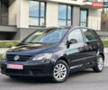 Черный Фольксваген Гольф Плюс, объемом двигателя 1.4 л и пробегом 250 тыс. км за 4999 $, фото 1 на Automoto.ua