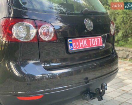 Черный Фольксваген Гольф Плюс, объемом двигателя 1.6 л и пробегом 248 тыс. км за 5550 $, фото 10 на Automoto.ua