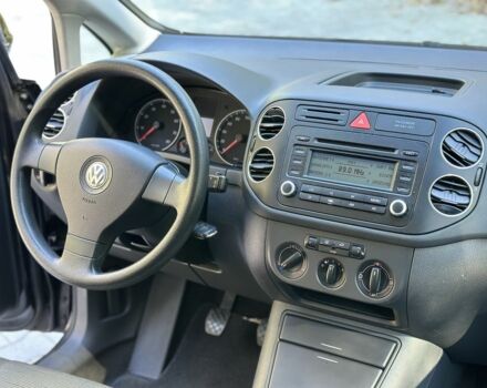 Фольксваген Гольф Плюс 2005 в Тернополе на Automoto.ua Черный Фольксваген Гольф Плюс, объемом двигателя 1.4 л и пробегом 250 тыс. км за 4999 $, фото 5 на Automoto.ua