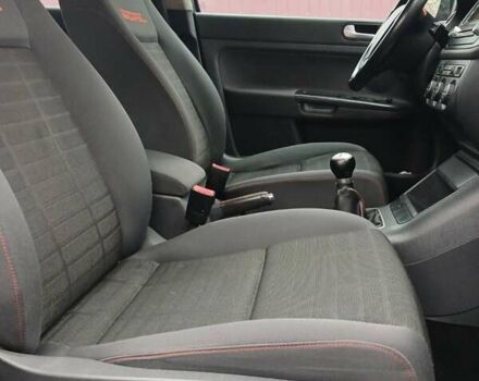 Черный Фольксваген Гольф Плюс, объемом двигателя 1.6 л и пробегом 218 тыс. км за 5250 $, фото 36 на Automoto.ua