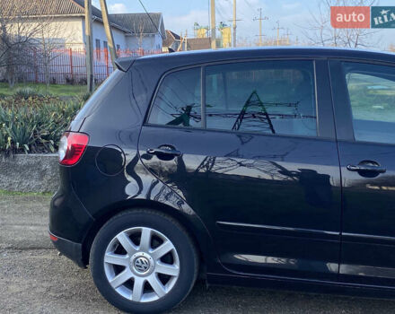 Черный Фольксваген Гольф Плюс, объемом двигателя 1.4 л и пробегом 186 тыс. км за 7200 $, фото 5 на Automoto.ua