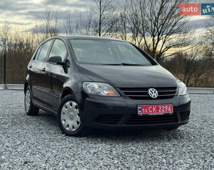 Чорний Фольксваген Golf Plus, об'ємом двигуна 1.6 л та пробігом 204 тис. км за 4850 $, фото 3 на Automoto.ua