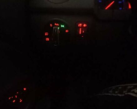 Черный Фольксваген Гольф Плюс, объемом двигателя 1.6 л и пробегом 218 тыс. км за 5250 $, фото 44 на Automoto.ua