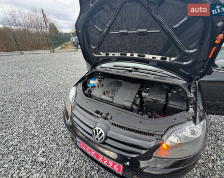 Чорний Фольксваген Golf Plus, об'ємом двигуна 1.6 л та пробігом 204 тис. км за 4850 $, фото 71 на Automoto.ua