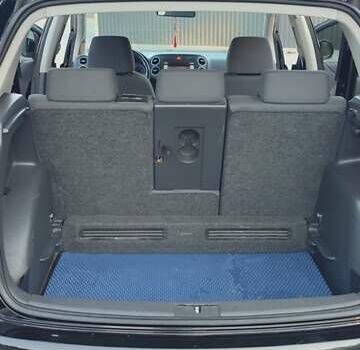 Черный Фольксваген Гольф Плюс, объемом двигателя 2 л и пробегом 250 тыс. км за 6700 $, фото 17 на Automoto.ua