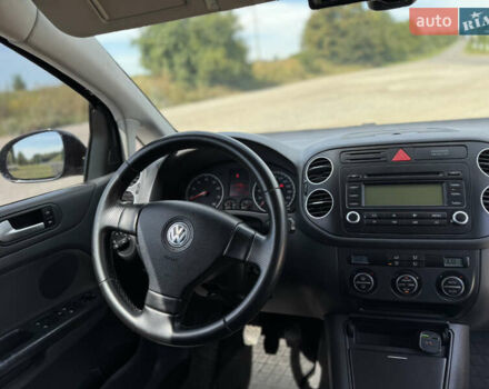 Чорний Фольксваген Golf Plus, об'ємом двигуна 1.4 л та пробігом 237 тис. км за 5250 $, фото 22 на Automoto.ua
