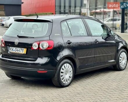 Черный Фольксваген Гольф Плюс, объемом двигателя 1.6 л и пробегом 130 тыс. км за 6200 $, фото 13 на Automoto.ua