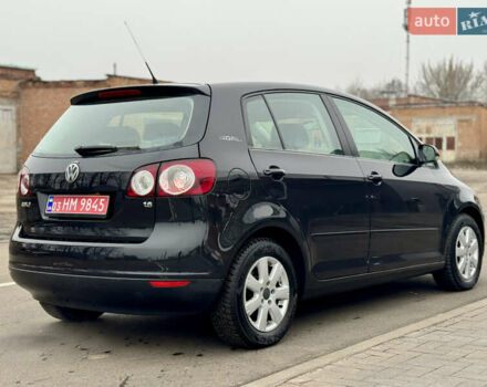 Черный Фольксваген Гольф Плюс, объемом двигателя 1.6 л и пробегом 187 тыс. км за 6150 $, фото 4 на Automoto.ua