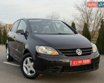 Чорний Фольксваген Golf Plus, об'ємом двигуна 1.6 л та пробігом 230 тис. км за 6200 $, фото 1 на Automoto.ua