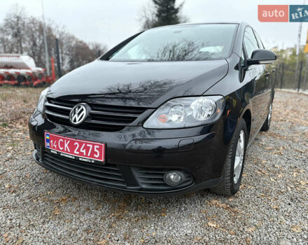 Черный Фольксваген Гольф Плюс, объемом двигателя 1.4 л и пробегом 190 тыс. км за 6200 $, фото 22 на Automoto.ua
