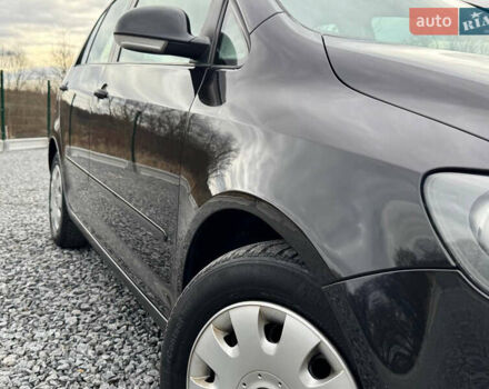 Чорний Фольксваген Golf Plus, об'ємом двигуна 1.6 л та пробігом 204 тис. км за 4850 $, фото 18 на Automoto.ua