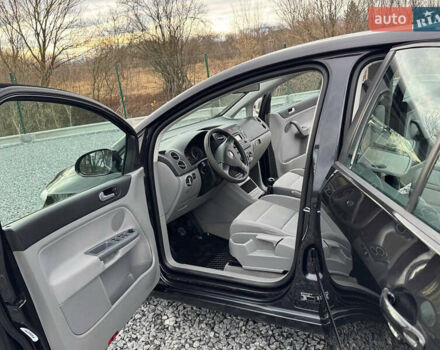 Чорний Фольксваген Golf Plus, об'ємом двигуна 1.6 л та пробігом 204 тис. км за 4850 $, фото 83 на Automoto.ua