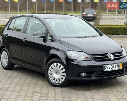 Черный Фольксваген Гольф Плюс, объемом двигателя 1.6 л и пробегом 130 тыс. км за 6200 $, фото 1 на Automoto.ua