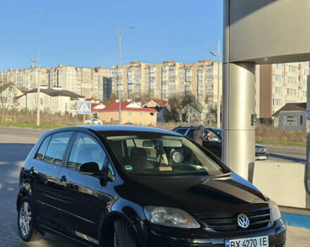 Черный Фольксваген Гольф Плюс, объемом двигателя 1.4 л и пробегом 218 тыс. км за 5650 $, фото 3 на Automoto.ua