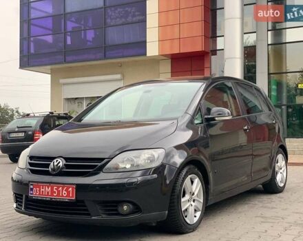 Черный Фольксваген Гольф Плюс, объемом двигателя 1.4 л и пробегом 186 тыс. км за 7200 $, фото 1 на Automoto.ua