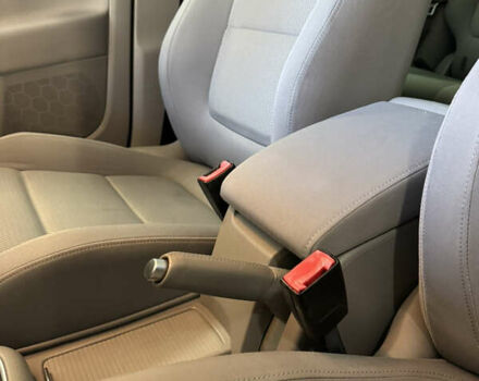 Черный Фольксваген Гольф Плюс, объемом двигателя 1.6 л и пробегом 207 тыс. км за 5299 $, фото 29 на Automoto.ua