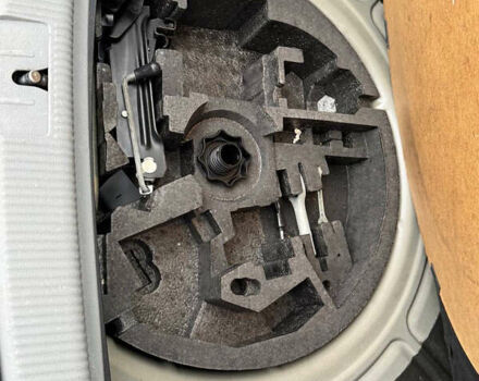 Чорний Фольксваген Golf Plus, об'ємом двигуна 1.6 л та пробігом 204 тис. км за 4850 $, фото 85 на Automoto.ua