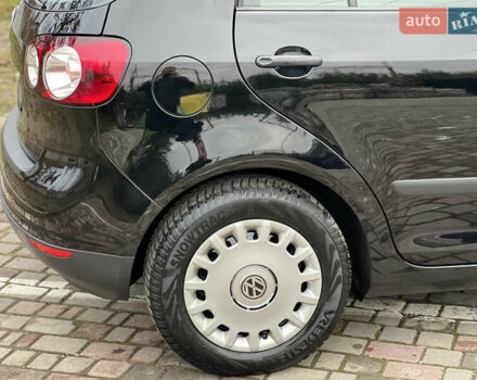 Черный Фольксваген Гольф Плюс, объемом двигателя 1.6 л и пробегом 169 тыс. км за 6999 $, фото 19 на Automoto.ua