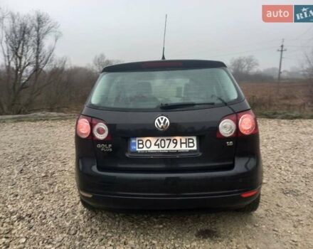 Черный Фольксваген Гольф Плюс, объемом двигателя 1.6 л и пробегом 218 тыс. км за 5250 $, фото 16 на Automoto.ua