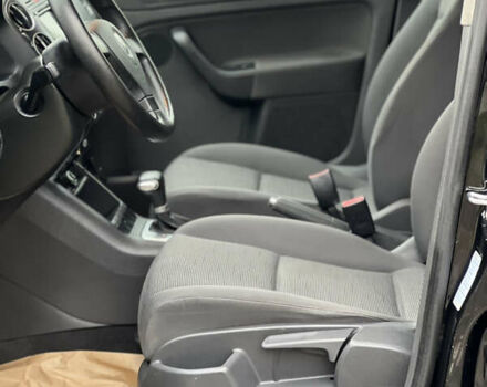 Черный Фольксваген Гольф Плюс, объемом двигателя 1.6 л и пробегом 169 тыс. км за 6999 $, фото 5 на Automoto.ua