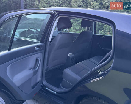 Черный Фольксваген Гольф Плюс, объемом двигателя 1.6 л и пробегом 203 тыс. км за 6300 $, фото 15 на Automoto.ua