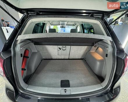 Черный Фольксваген Гольф Плюс, объемом двигателя 1.6 л и пробегом 207 тыс. км за 5299 $, фото 35 на Automoto.ua