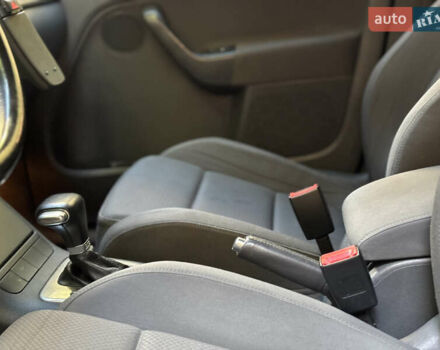 Чорний Фольксваген Golf Plus, об'ємом двигуна 2 л та пробігом 244 тис. км за 6800 $, фото 11 на Automoto.ua