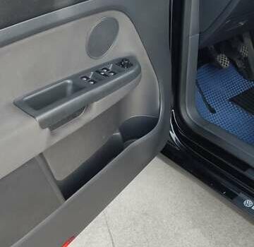 Черный Фольксваген Гольф Плюс, объемом двигателя 2 л и пробегом 250 тыс. км за 6700 $, фото 3 на Automoto.ua