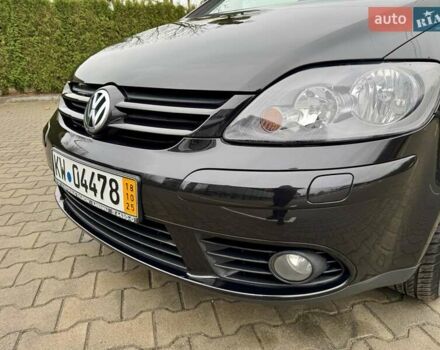 Черный Фольксваген Гольф Плюс, объемом двигателя 1.6 л и пробегом 130 тыс. км за 6200 $, фото 16 на Automoto.ua