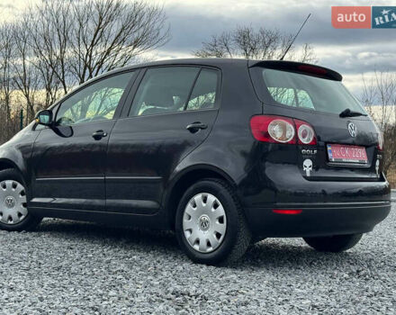 Чорний Фольксваген Golf Plus, об'ємом двигуна 1.6 л та пробігом 204 тис. км за 4850 $, фото 41 на Automoto.ua