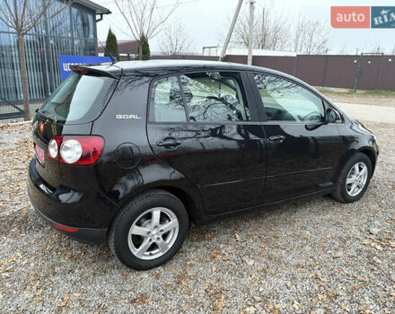 Черный Фольксваген Гольф Плюс, объемом двигателя 1.4 л и пробегом 190 тыс. км за 6200 $, фото 14 на Automoto.ua